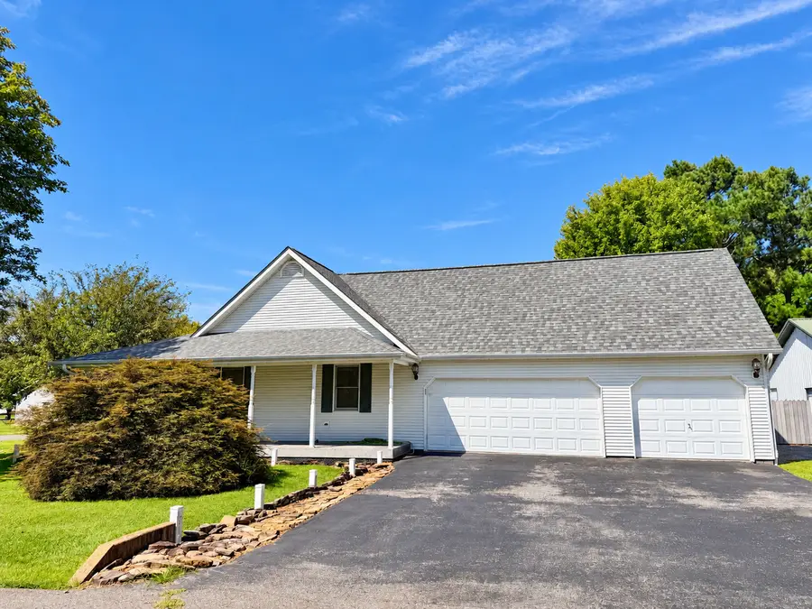 1203 White Pine Lane, Metropolis, IL 62960 - #2