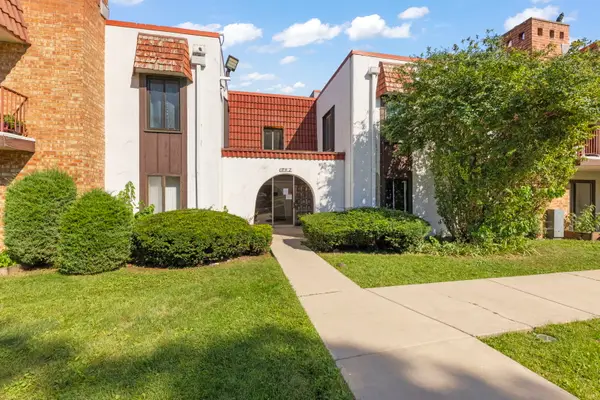743 E Fullerton Avenue #108, Glendale Heights, IL 60139