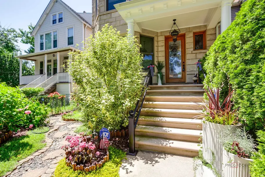 4448 N Tripp Avenue, Chicago, IL 60630 - #2