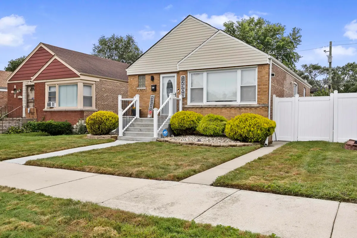 12908 S Parnell Avenue, Chicago, IL 60628 - #1