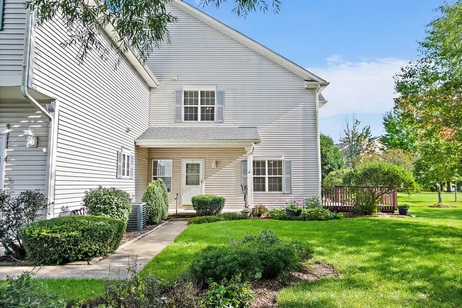 1075 Castleshire Drive #1075, Woodstock, IL 60098 - #3
