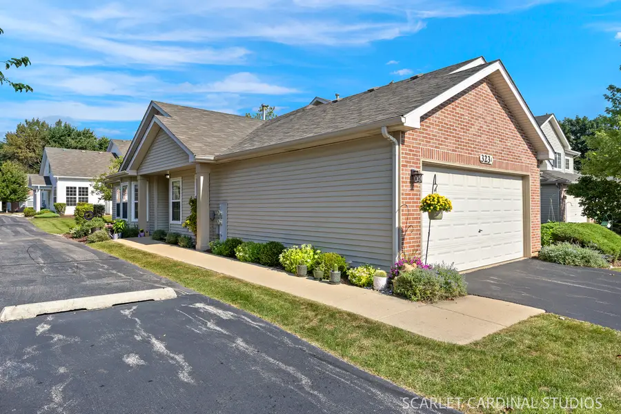 323 Capitol Drive #A, Sugar Grove, IL 60554 - #2