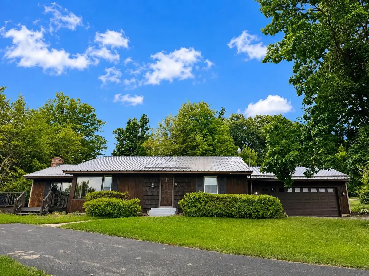 576 Timber Hills Drive, Freeport, IL 61032 - #1