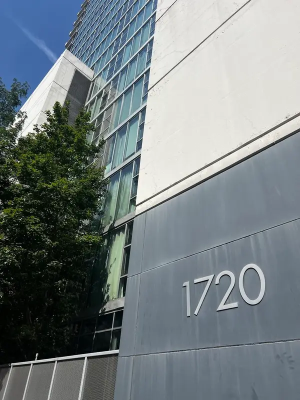 1720 S Michigan Avenue #803, Chicago, IL 60616