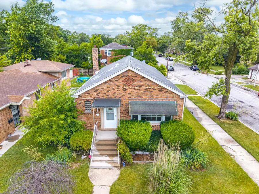 119 E 146th Street, Riverdale, IL 60827 - #3