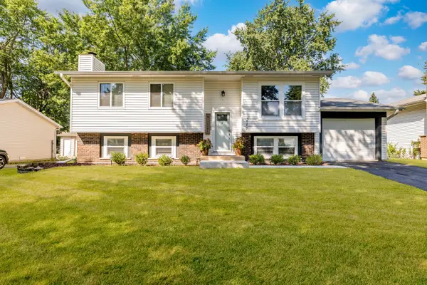 217 Butternut Drive, Bolingbrook, IL 60440