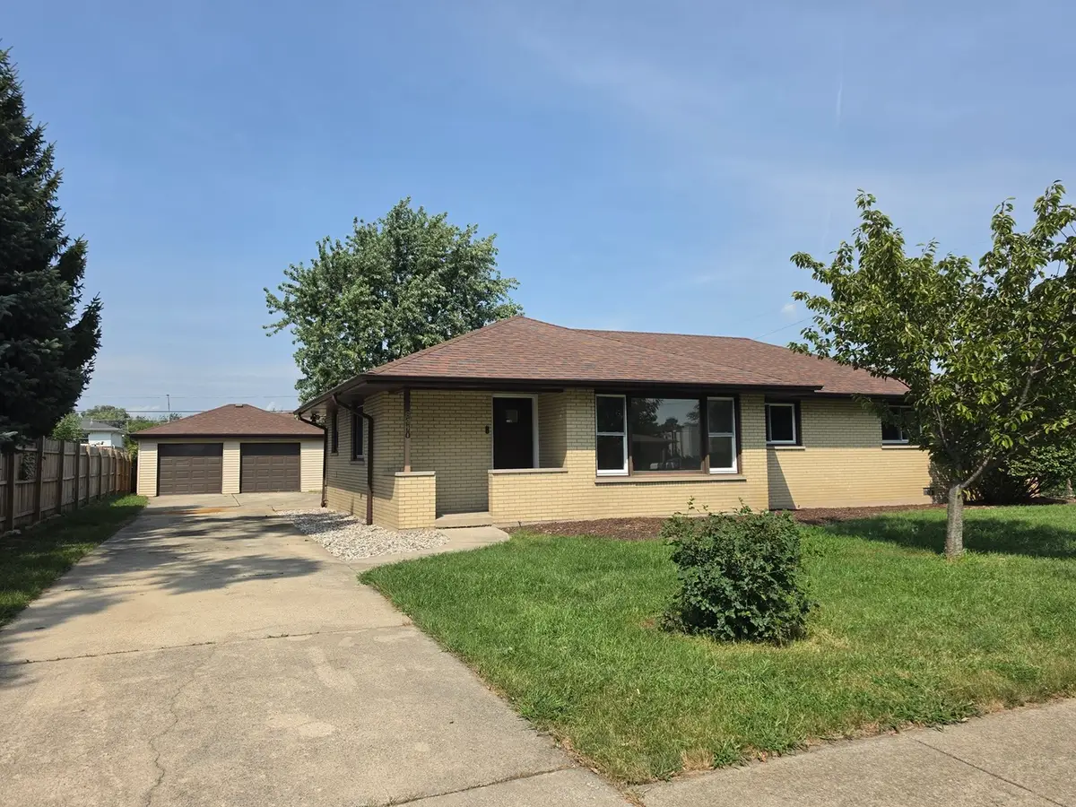 6410 W 88th Street, Oak Lawn, IL 60453 - #1