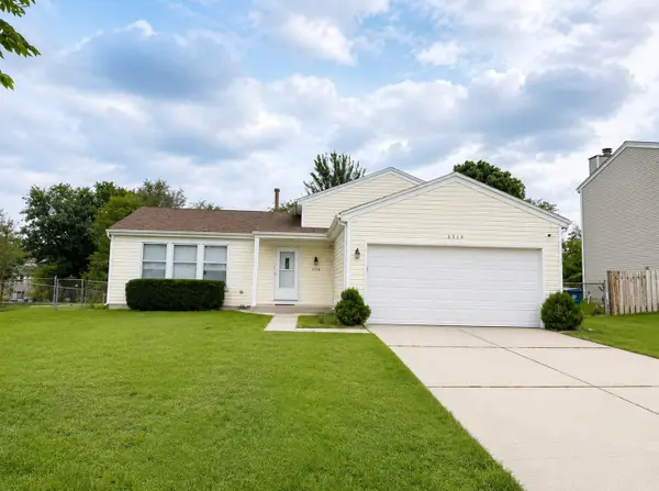 2116 Briar Hill Drive, Schaumburg, IL 60194