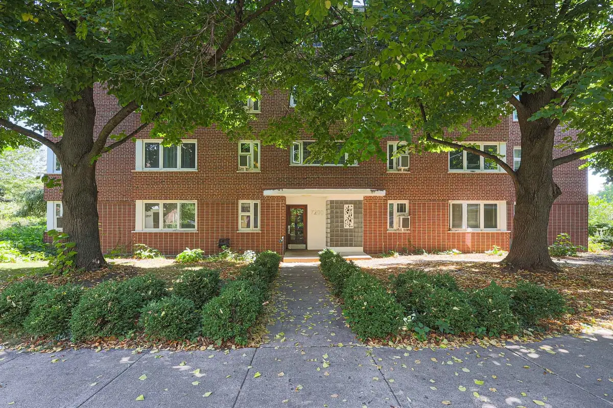 7200 W Oak Avenue #3NE, River Forest, IL 60305 - #1