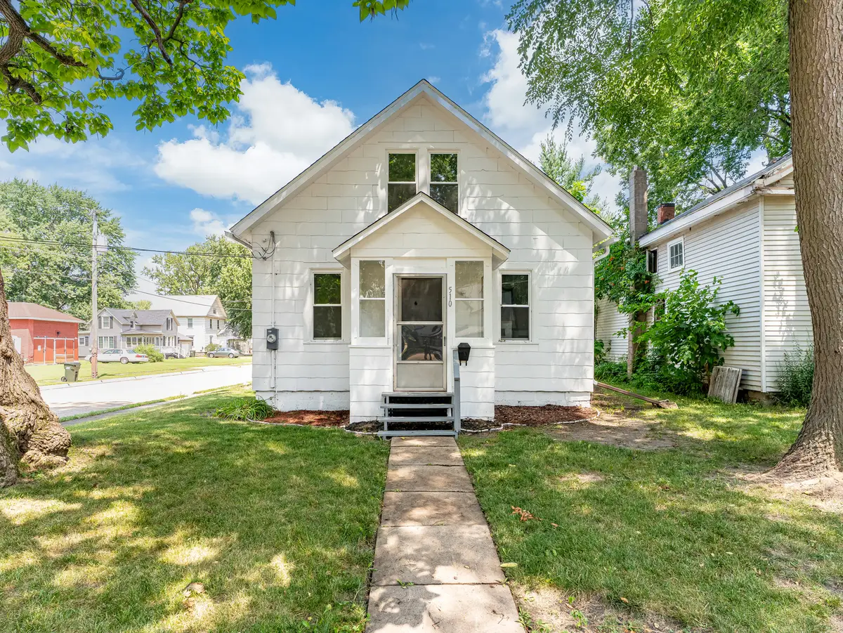 510 W 8th Street, Sterling, IL 61081 - #1