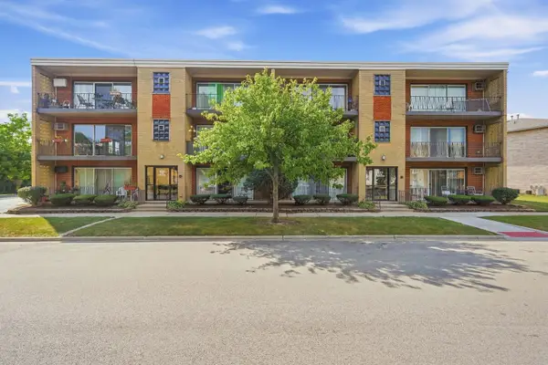 5317 W 96th Street #5, Oak Lawn, IL 60453