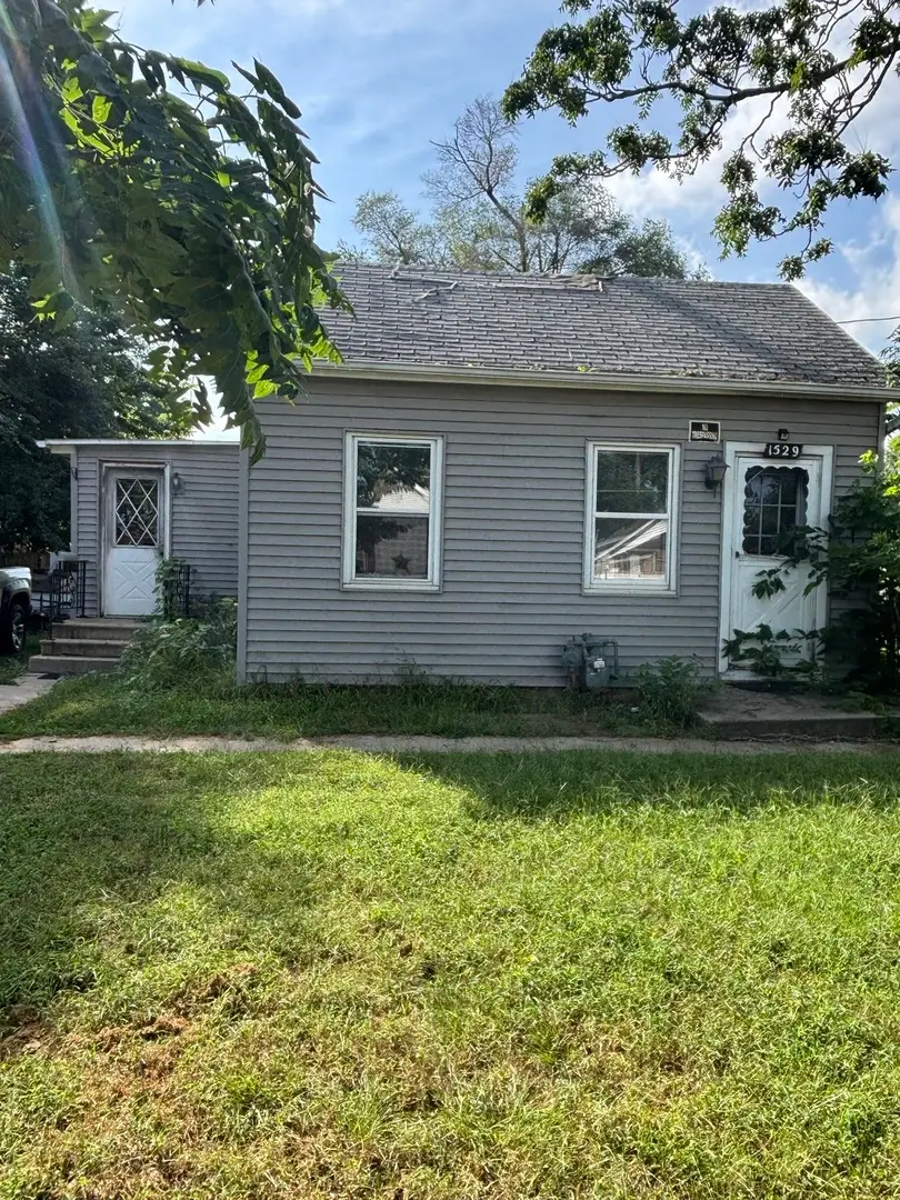1529 Sycamore Street, Ottawa, IL 61350 - #1