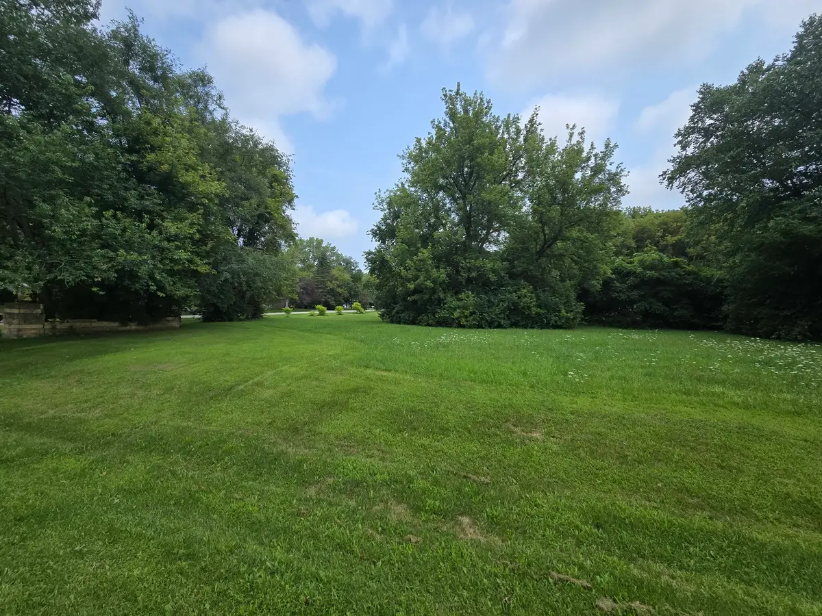 517 Atlantic Drive Ne, Poplar Grove, IL 61065 - #1