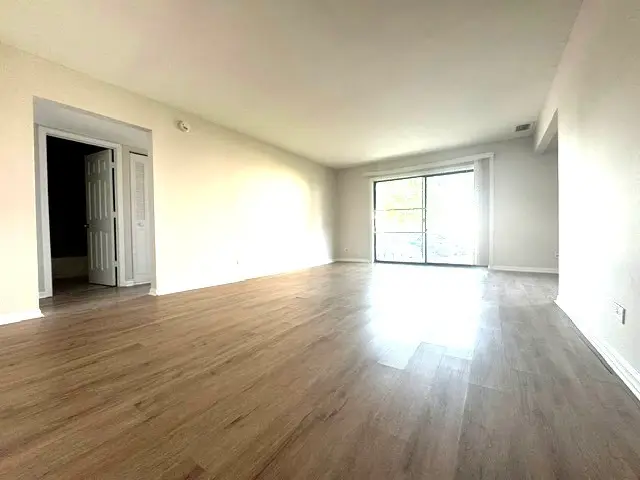 2000 Bayside Drive #110, Palatine, IL 60074 - #3