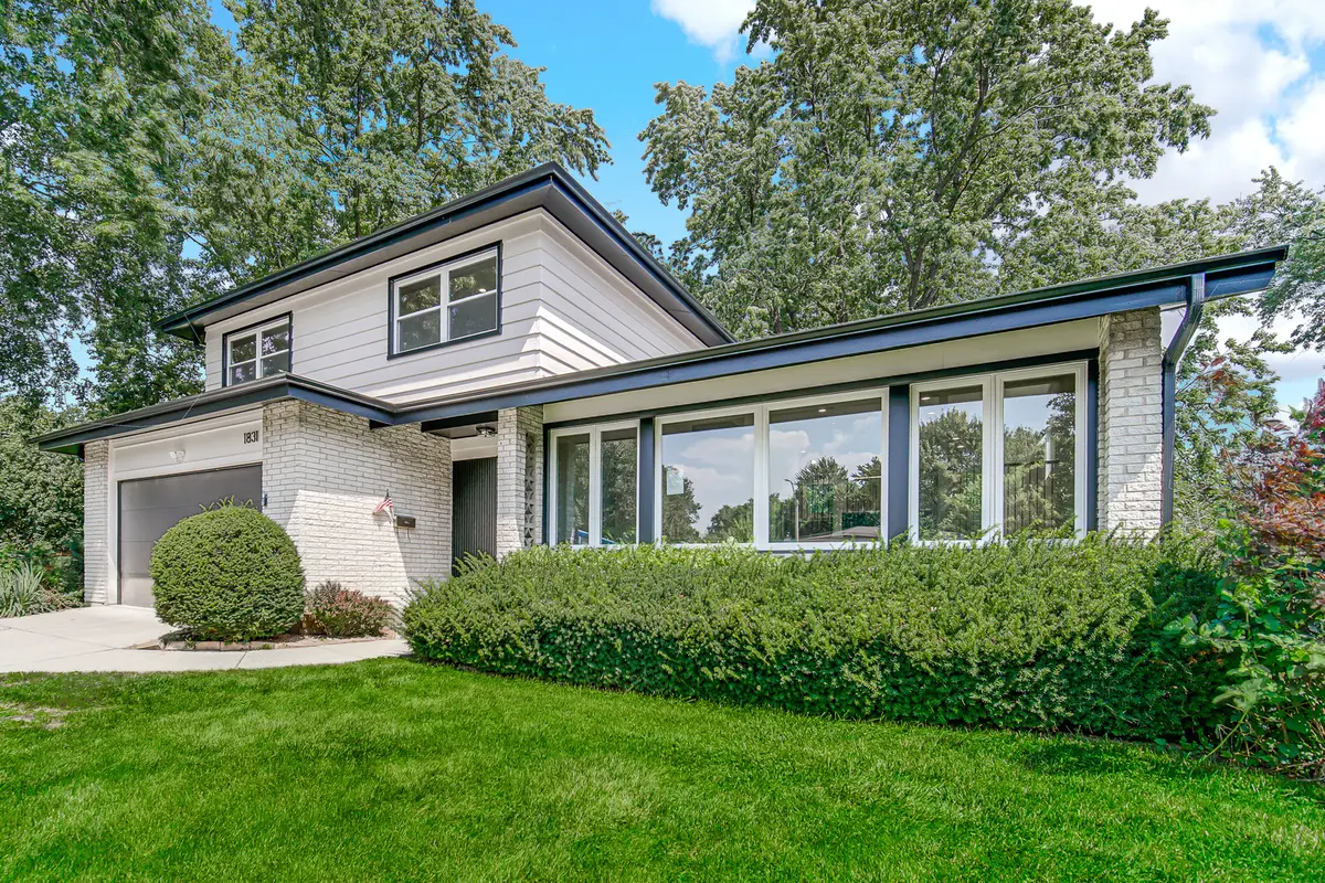 1831 N Rolling Lane, Arlington Heights, IL 60004 - #1