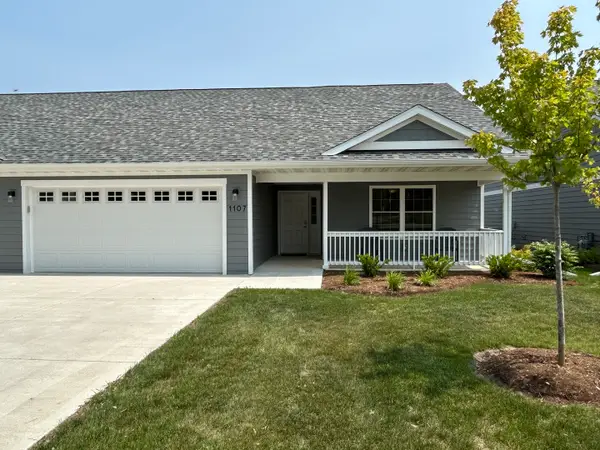 1107 S 2nd Street, Oregon, IL 61061