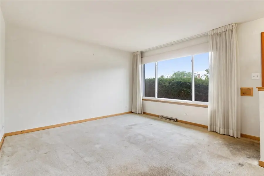 7101 W Devon Avenue, Chicago, IL 60631 - #3