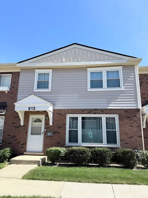 213 Frederick Place, Wood Dale, IL 60191