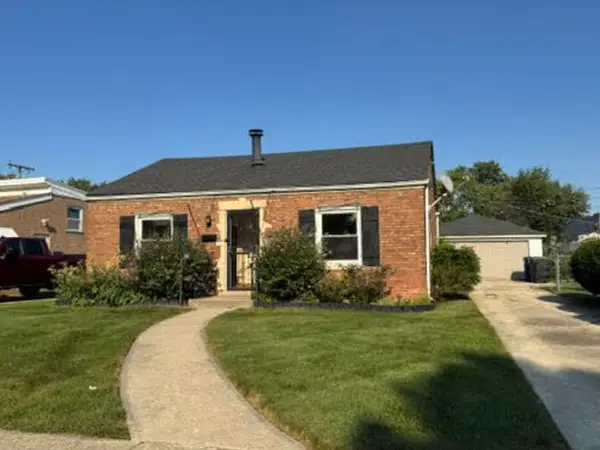 9855 S Campbell Avenue, Evergreen Park, IL 60805