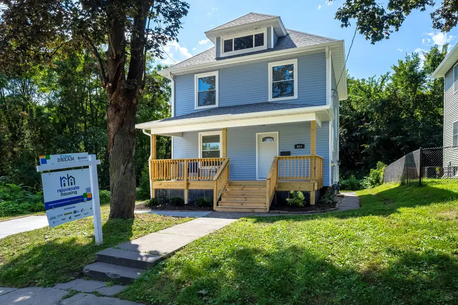613 W 13th Street, Davenport, IA 52803 - #3