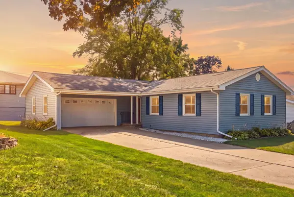 2136 Highland Drive, Sycamore, IL 60178