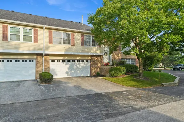 9957 N Cambridge Court #D, Mokena, IL 60448
