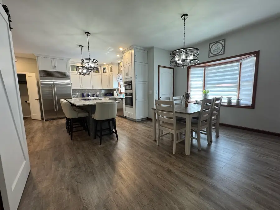 1404 Silverthorne Drive, Quincy, IL 62305 - #2