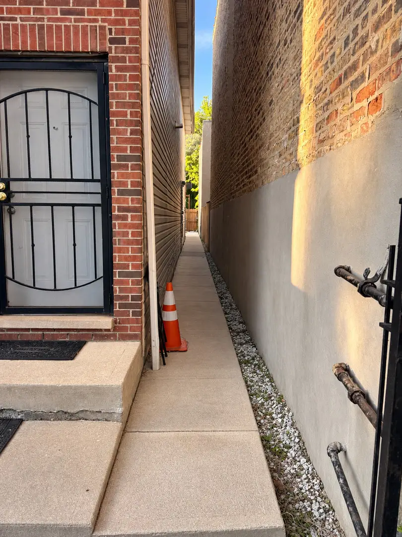 3858 W Grenshaw Street, Chicago, IL 60624 - #3