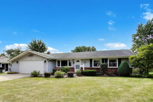 427 Kent Court, Schaumburg, IL 60193