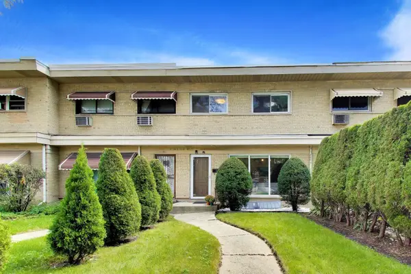 829 Dodge Avenue, Evanston, IL 60202