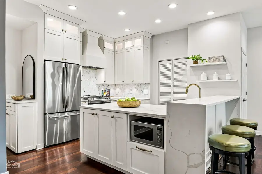 808 N Greenview Avenue #2B, Chicago, IL 60642 - #2