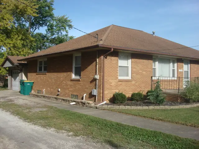 1004 Holcomb Street, Streator, IL 61364 - #2