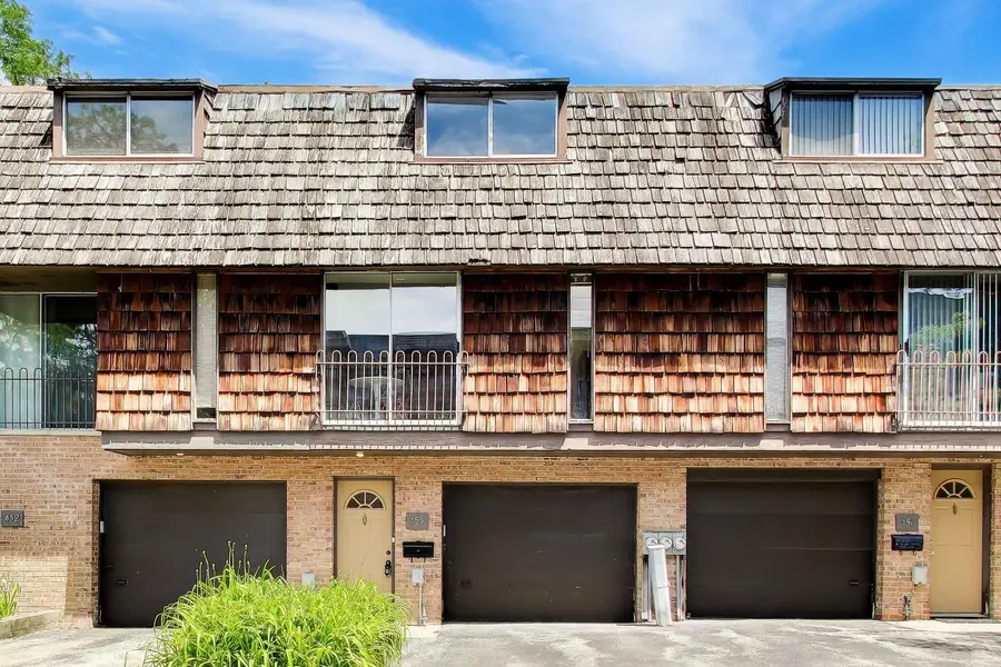 454 W Lageschulte Street, Barrington, IL 60010 - #2
