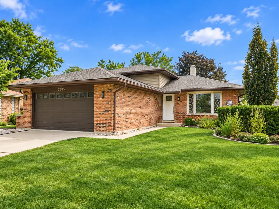 1235 Virginia Drive, Westmont, IL 60559 - #2