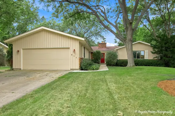 411 N Shepherd Hill Lane, McHenry, IL 60050