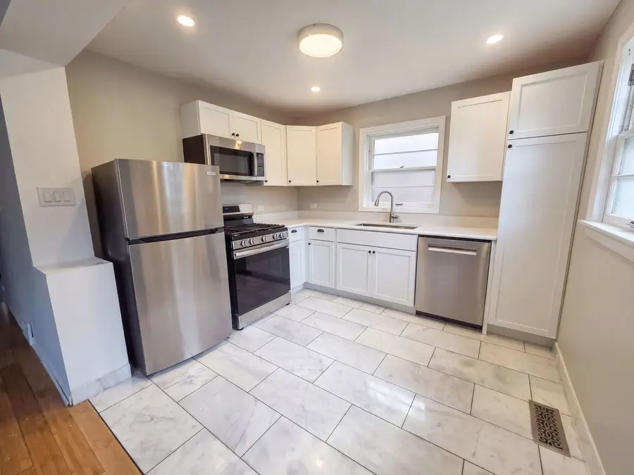 2339 Northgate Avenue, Riverside, IL 60546 - #2