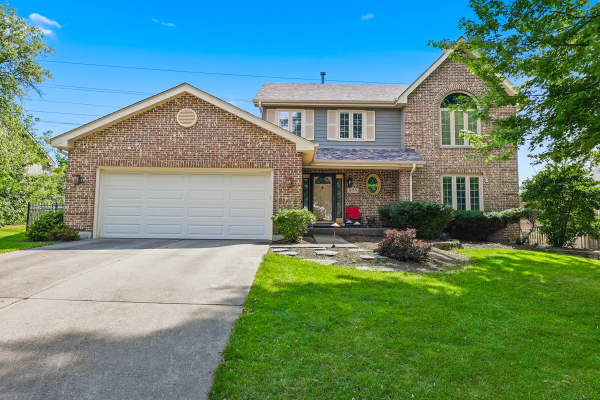 655 Crest Drive, Cary, IL 60013 - #1