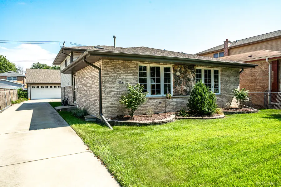 10325 S Whipple Street, Chicago, IL 60655 - #2