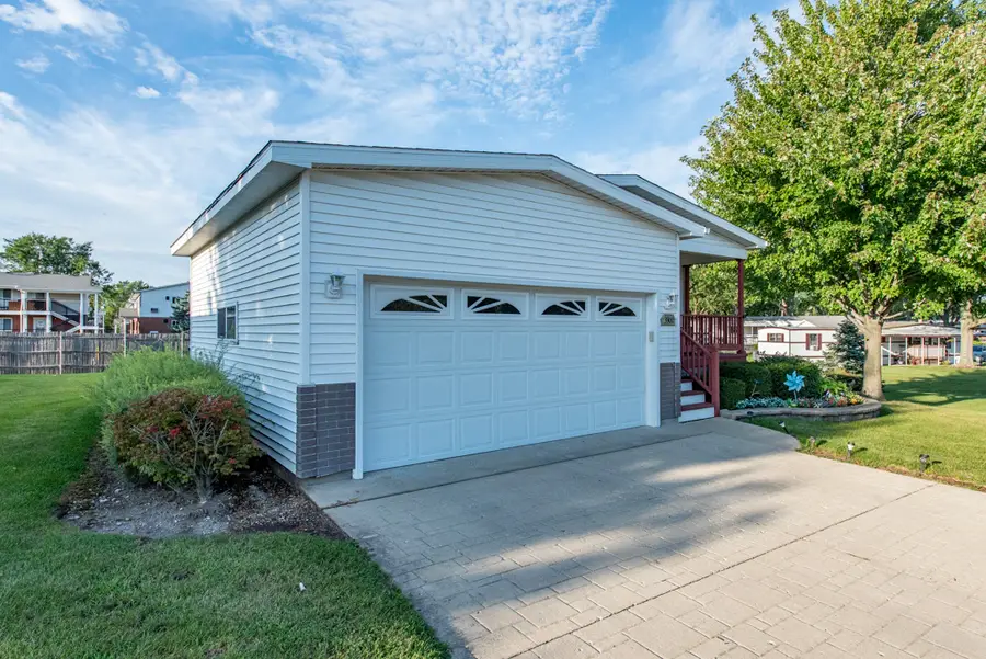 3300 Evergreen Lane, Park City, IL 60085 - #3