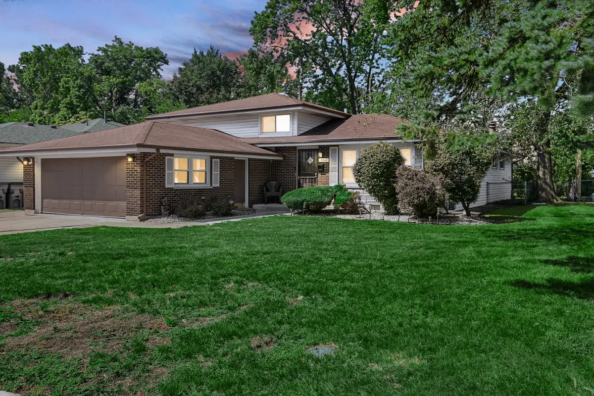 15622 Prince Drive, South Holland, IL 60473 - #1