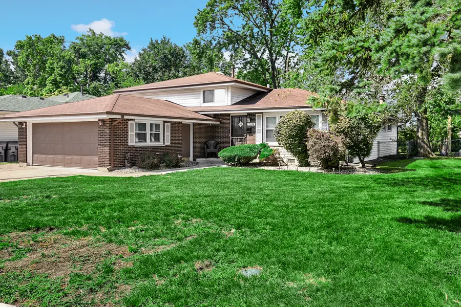 15622 Prince Drive, South Holland, IL 60473 - #2