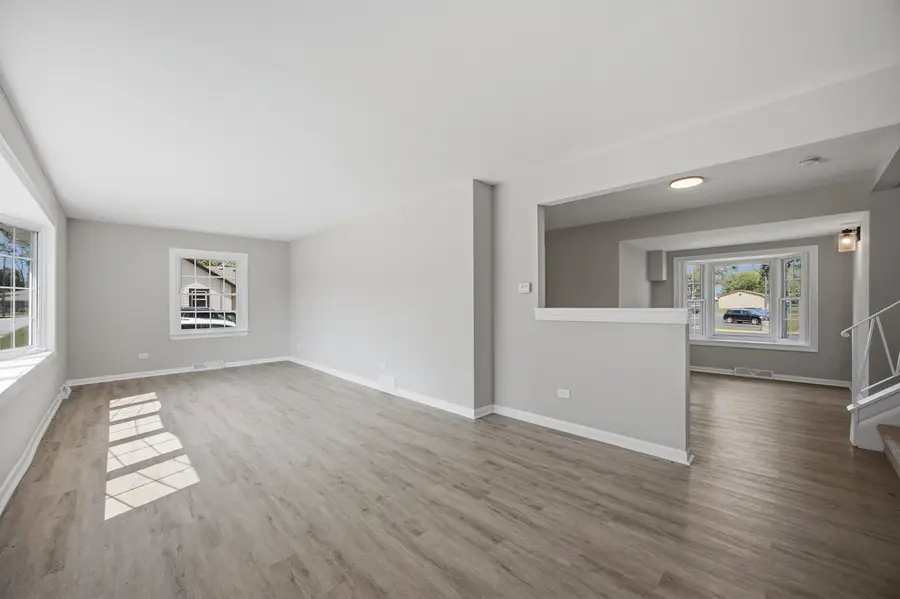428 E 156th Place, South Holland, IL 60473 - #3