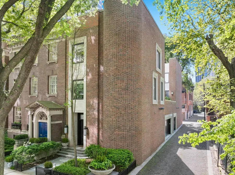1524 N Astor Street, Chicago, IL 60610 - #2