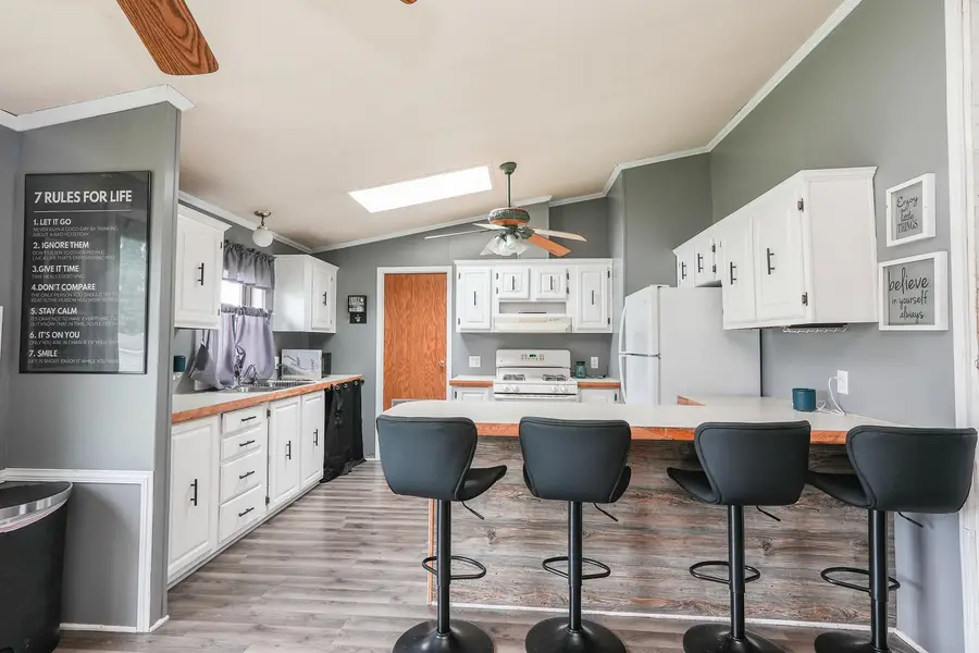 148 Daniel Court, Manteno, IL 60950 - #3