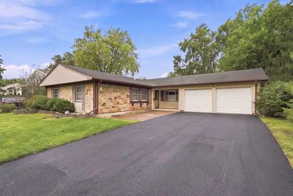 1600 Cambourne Lane, Schaumburg, IL 60194
