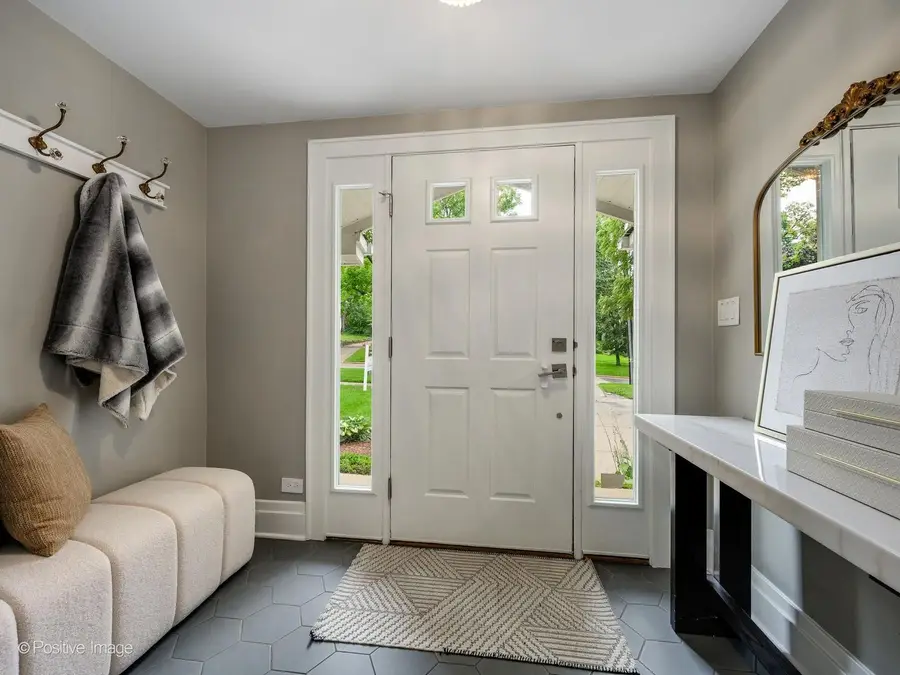 Address Withheld By Seller, Glen Ellyn, IL 60137 - #2