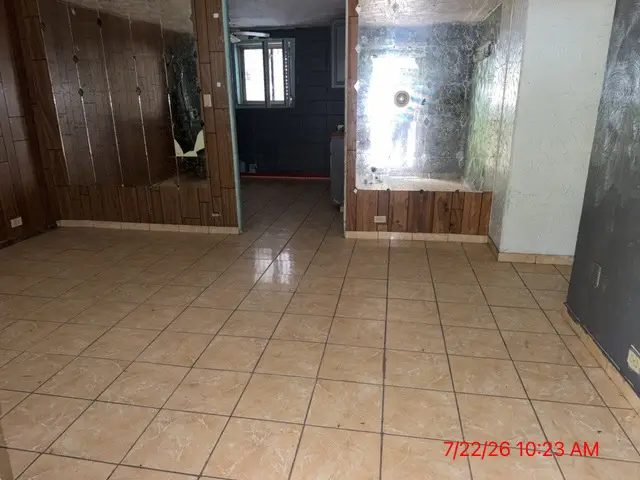 9126 S Buffalo Avenue #1F, Chicago, IL 60617 - #3