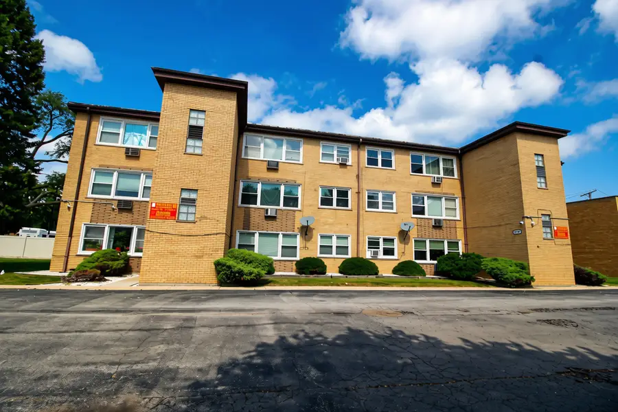10741 S Pulaski Road #2C, Chicago, IL 60655 - #2