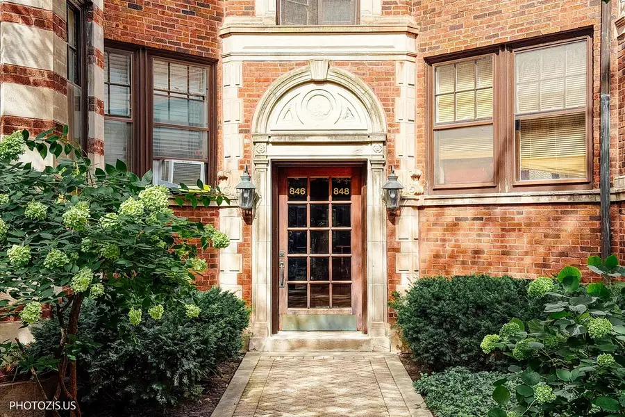 846 Hinman Avenue #2, Evanston, IL 60202 - #3
