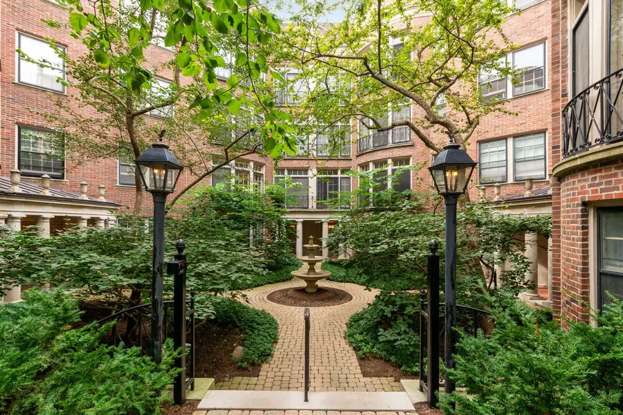 946 Michigan Avenue #3C, Evanston, IL 60202 - #2